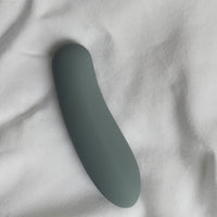 Bloomi's Play Mini Vibrator