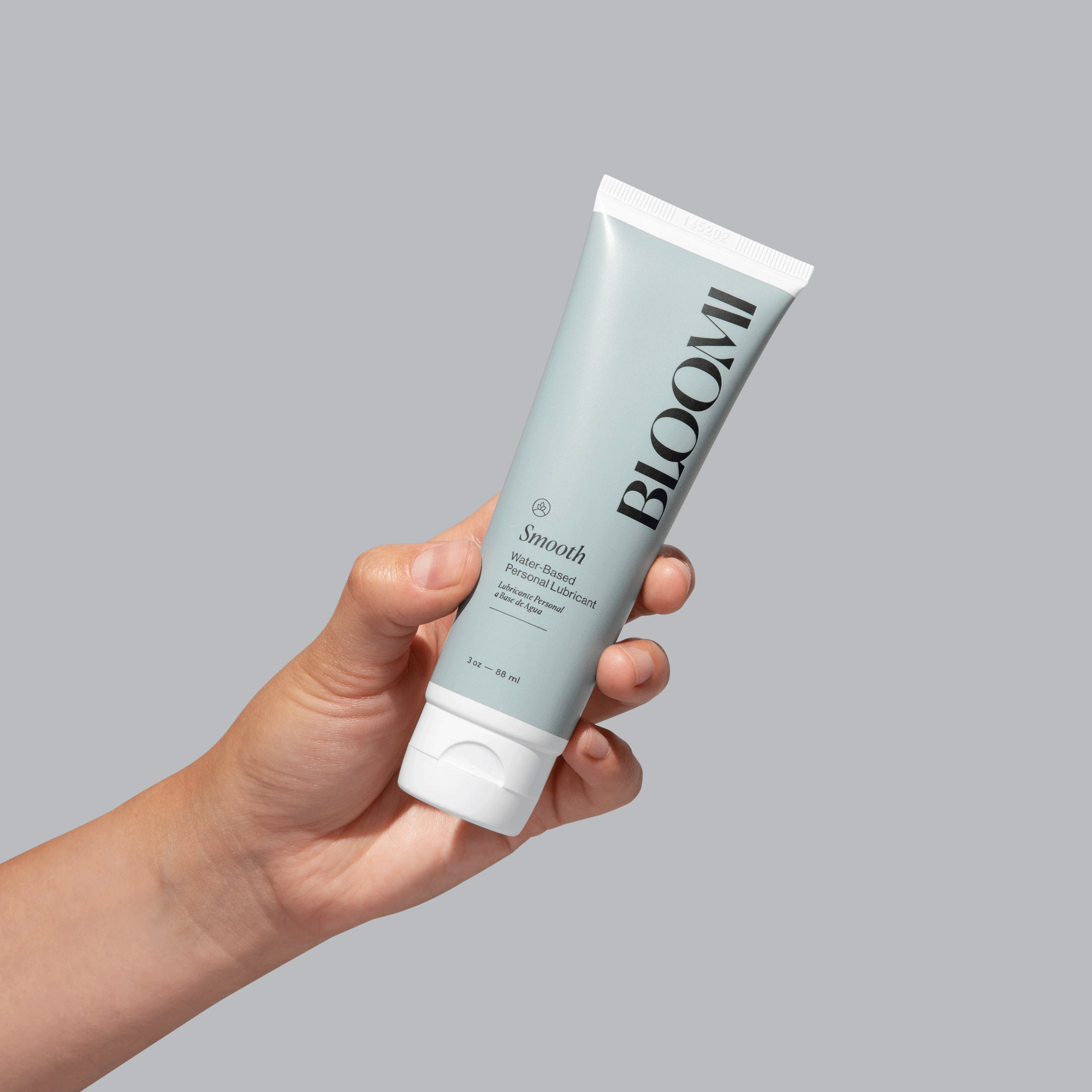 Smooth Personal Lubricant - Water-Based, Latex-Safe | Bloomi Smooth Personal Lubricant - Water-Based, Latex-Safe | Bloomi